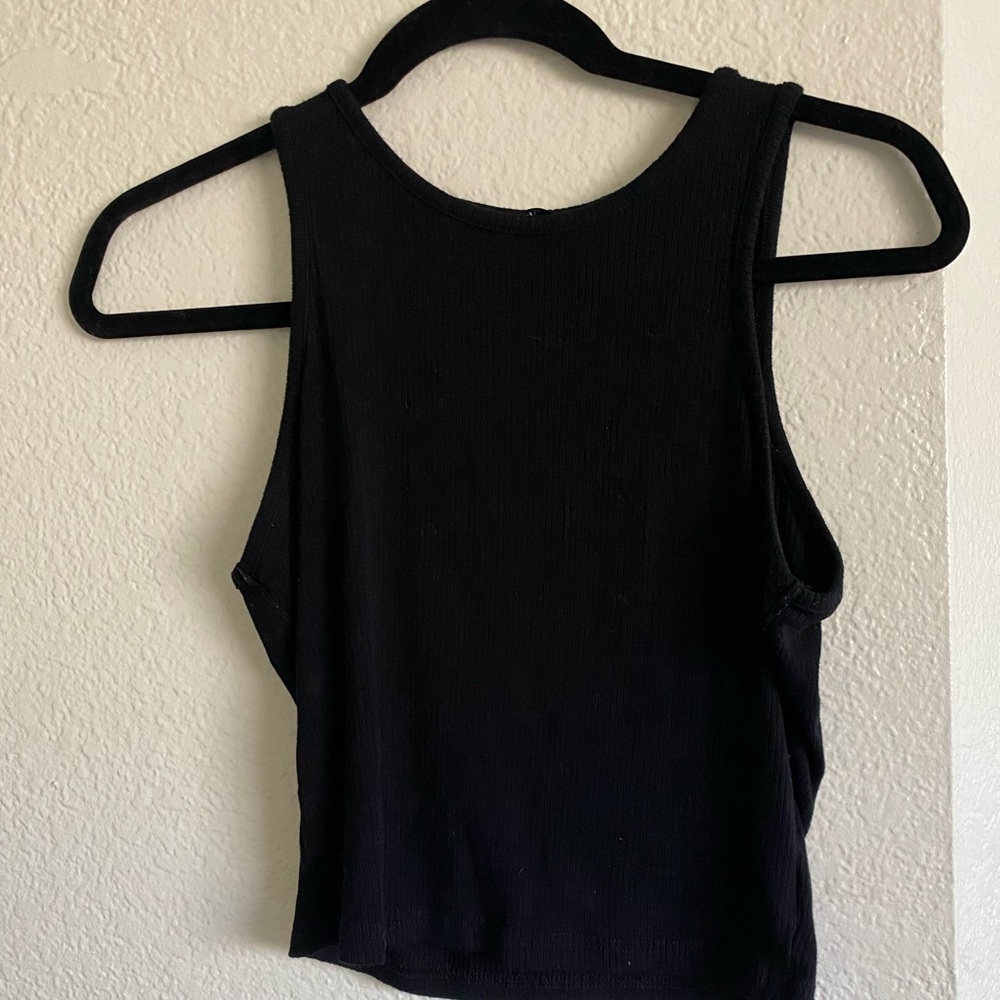 plain black shein tank top